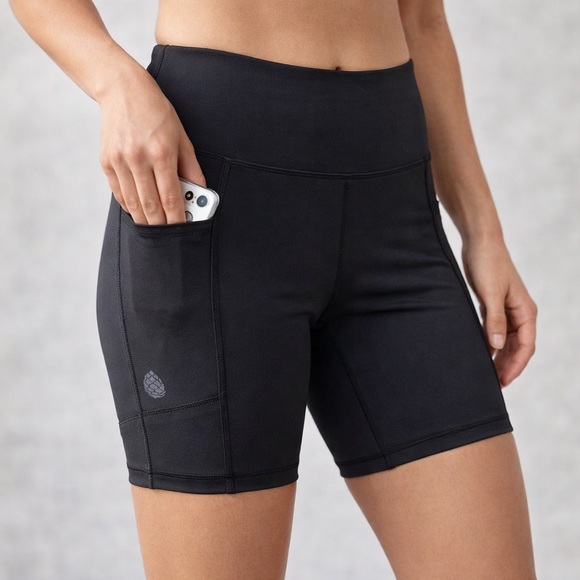 Stio Pants - Stio Black Performance Bike Shorts – Women’s M (6” Inseam) in Black